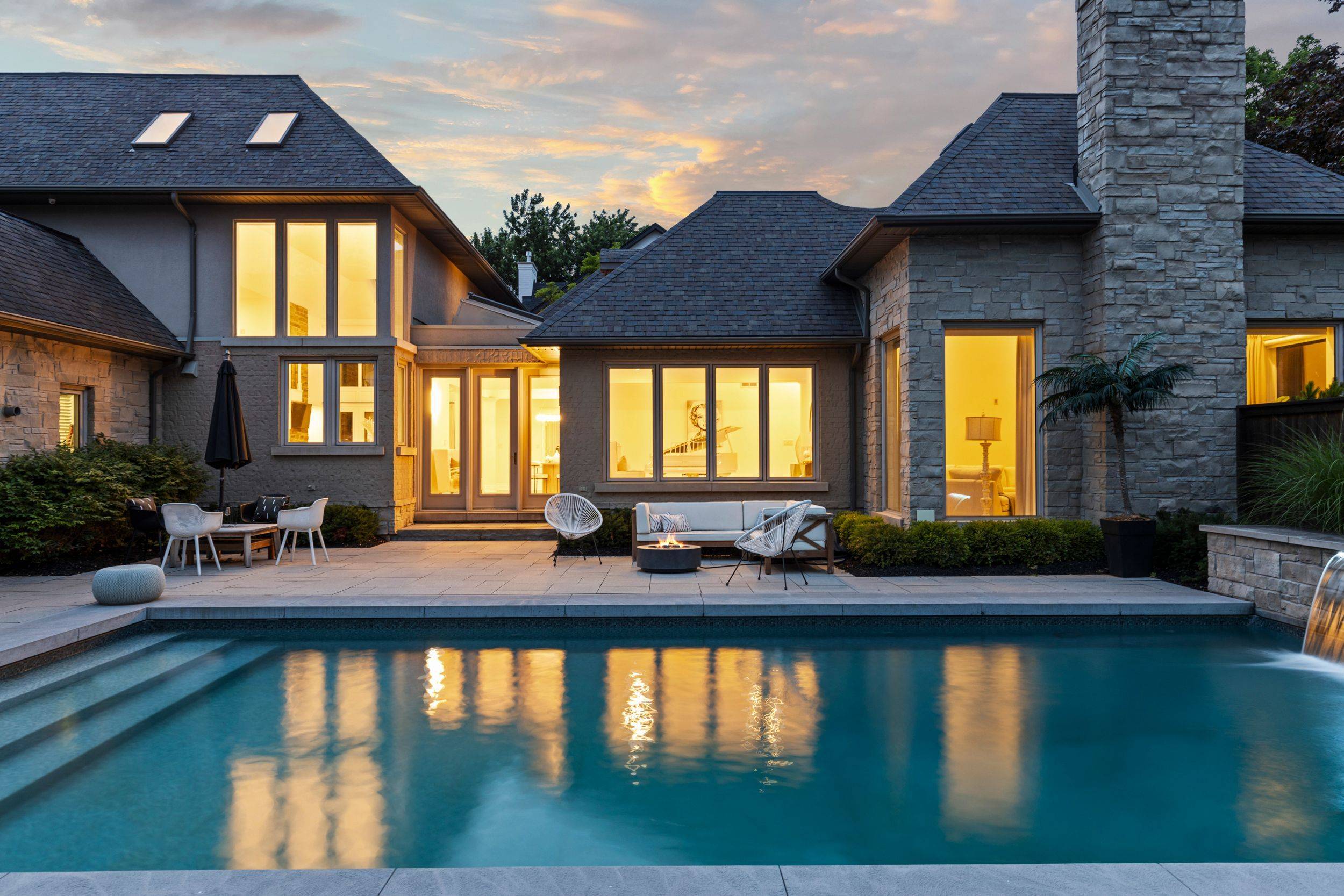 Niagara-on-the-lake, ON L0S 1J0,354 JOHNSON ST