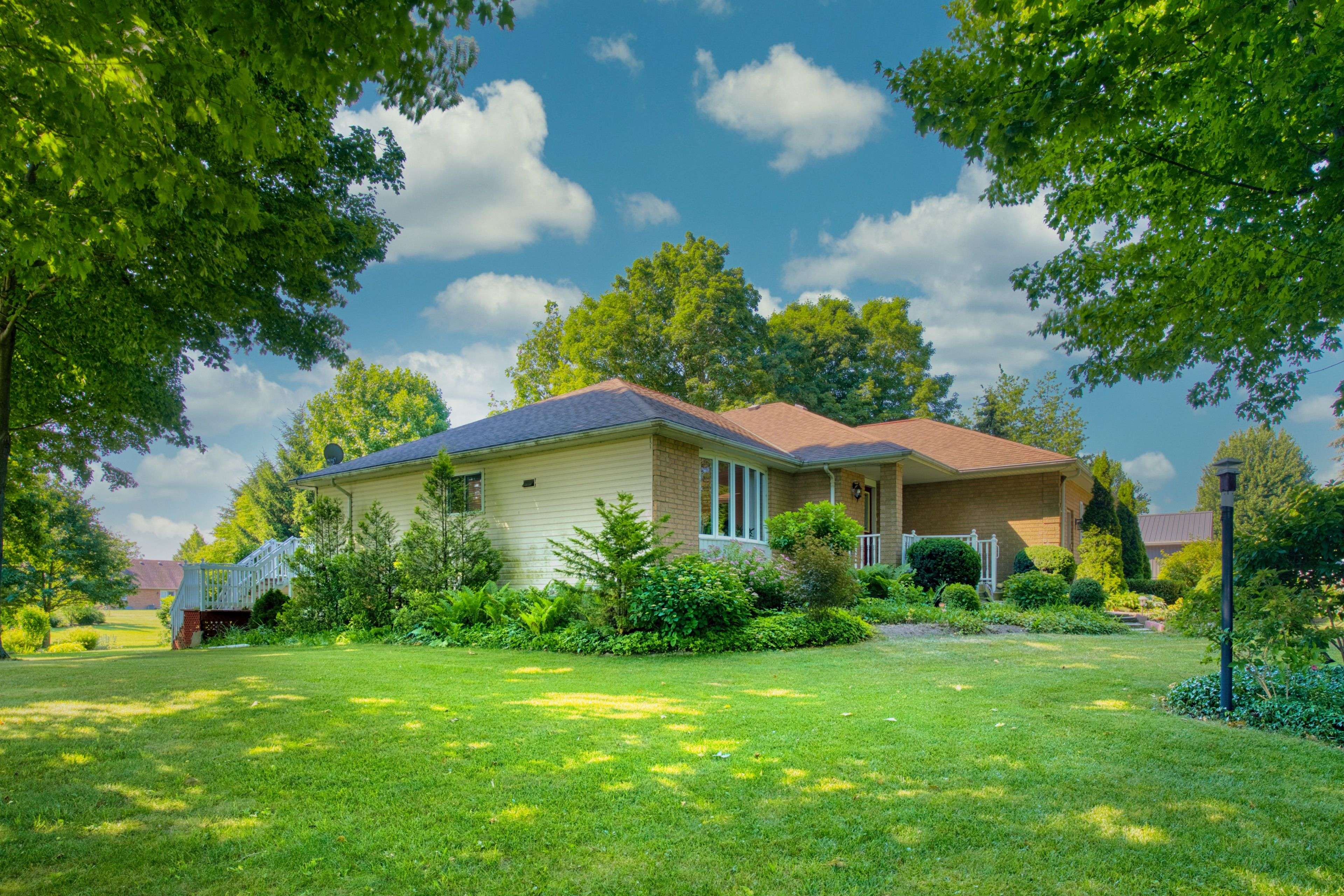 West Elgin, ON N0L 2P0,25189 Gray Line
