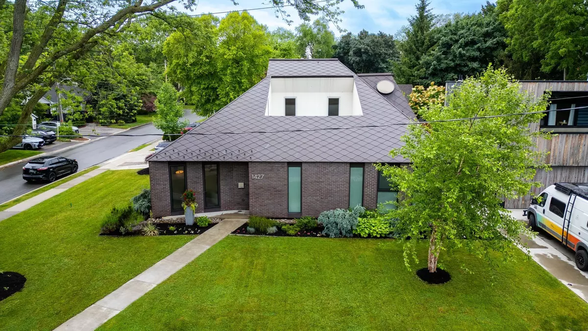 Burlington, ON L7S 1J4,1427 Birch AVE