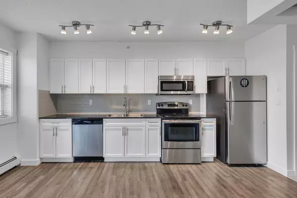 Calgary, AB T3R 1R9,20 Kincora Glen PARK NW #109