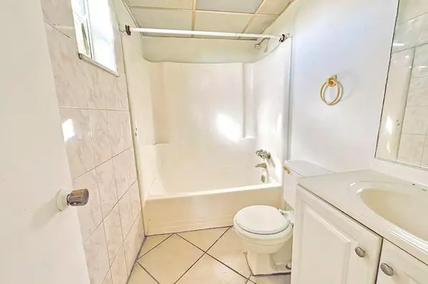 Lauderhill, FL 33313,2800 NW 56th Ave #G407