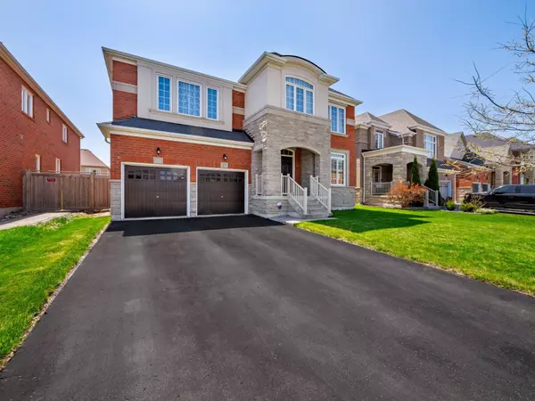 Bradford West Gwillimbury, ON L3Z 0T4,27 Scarlet WAY