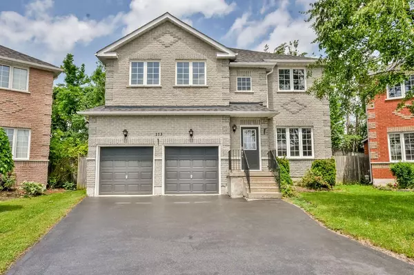 113 Livia Herman WAY, Barrie, ON L4M 7K5