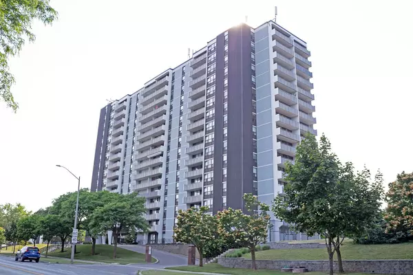 Burlington, ON L7P 3P4,2055 Upper Middle RD #306