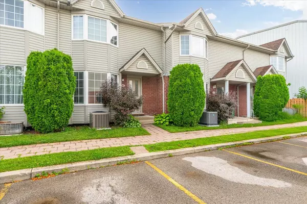 London South, ON N5Z 5C9,101 Brookside ST #19