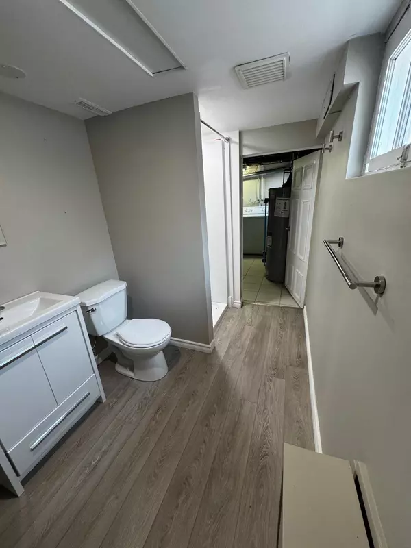 Kitchener, ON N2H 3K9,315 Ottawa ST S