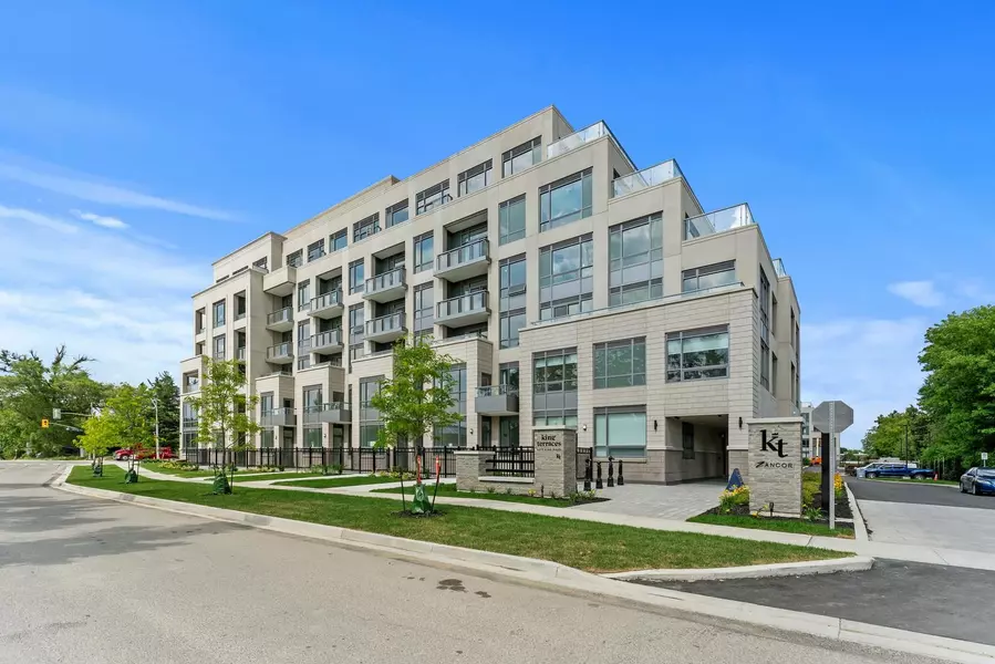 2075 King RD #332, King, ON L7B 0R6