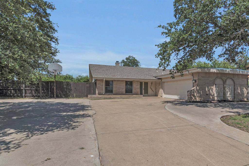 Fort Worth, TX 76116,3051 Casita Court
