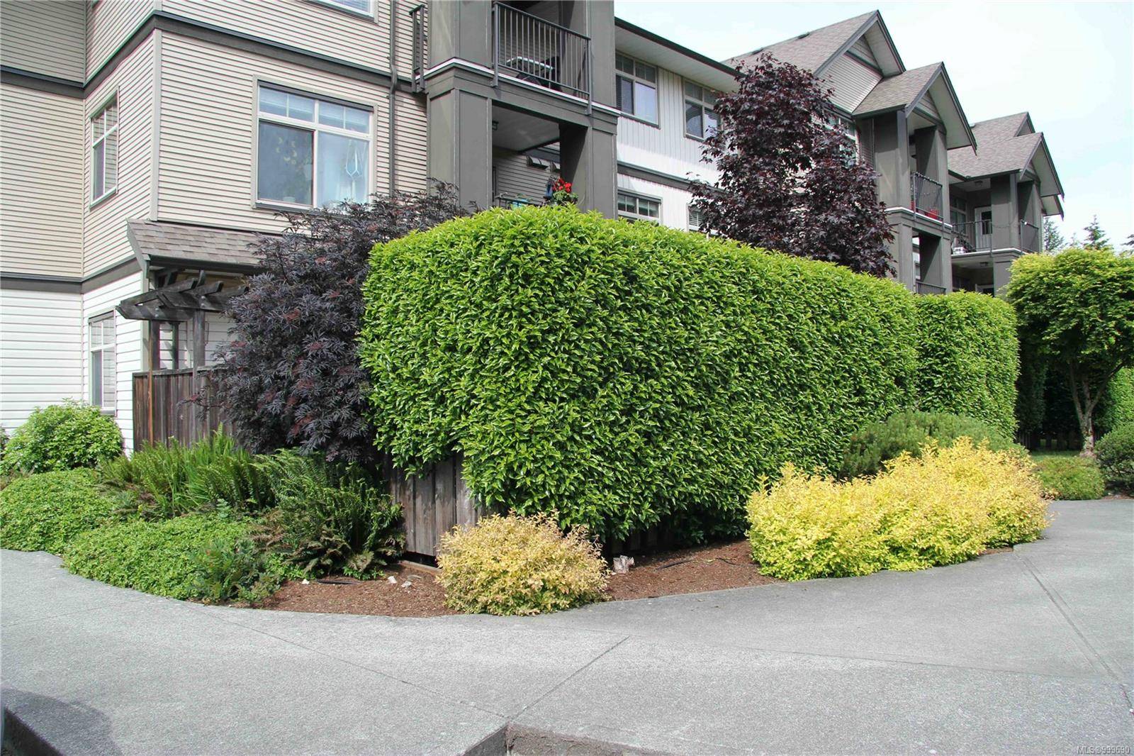 2115 Meredith Rd #106, Nanaimo, BC V9S 2N2