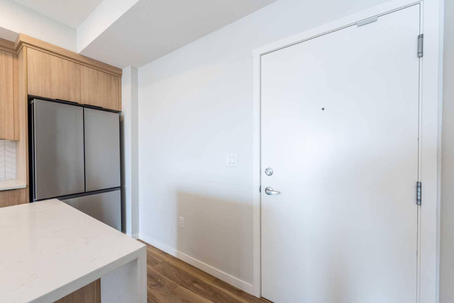 Calgary, AB T3M 3T1,220 Seton GRV SE #2401