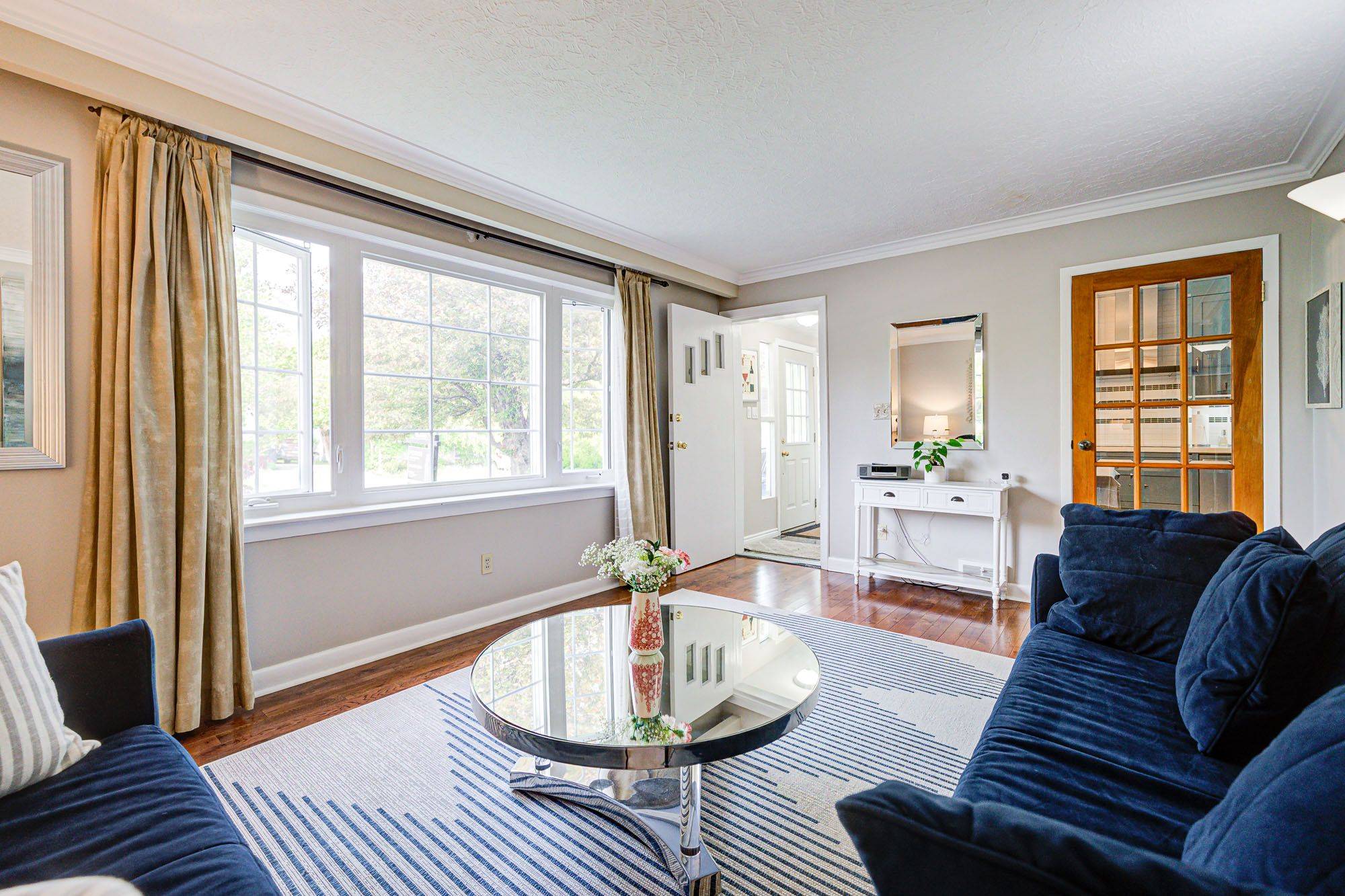 Toronto C14, ON M2N 4Z4,223 Willowdale AVE