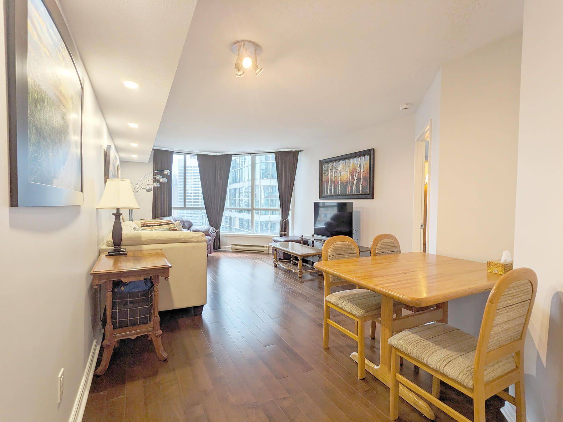 Toronto C01, ON M7A 2A3,38 Elm ST #1815
