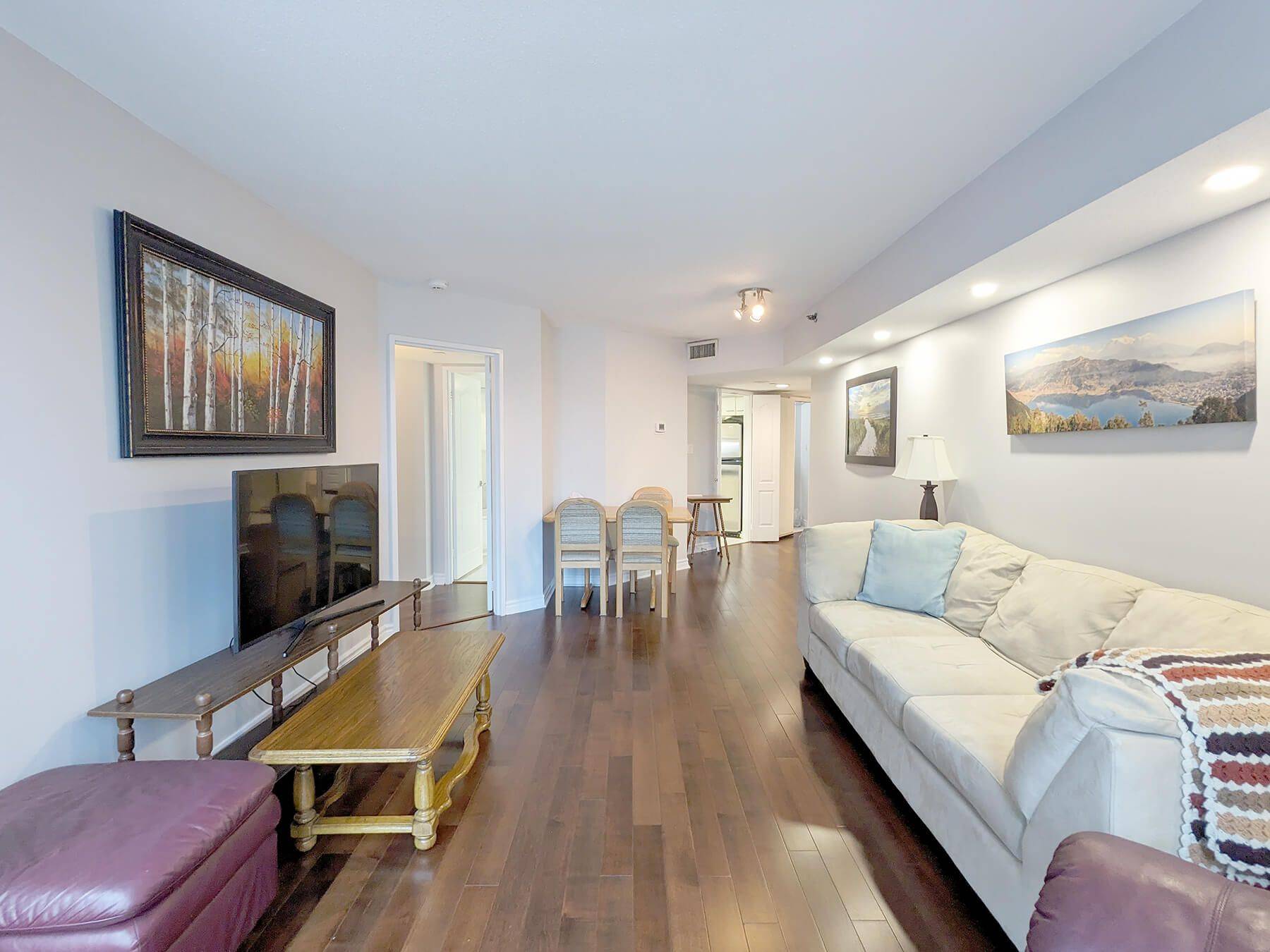Toronto C01, ON M7A 2A3,38 Elm ST #1815