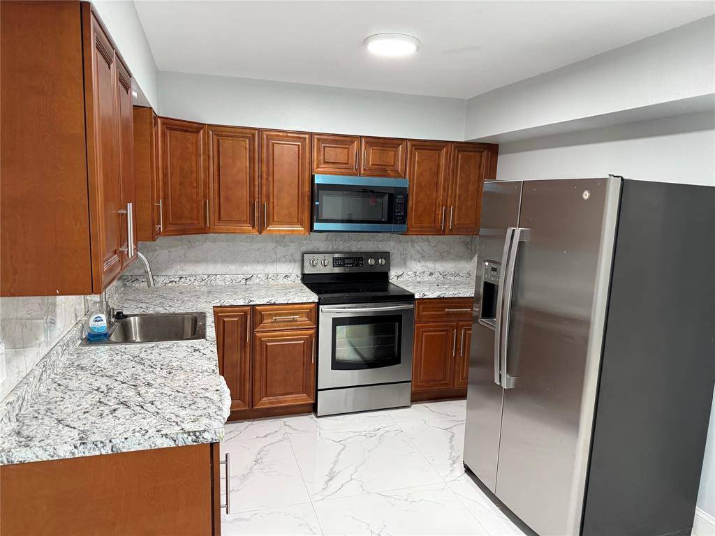 Coral Springs, FL 33065,Address not disclosed