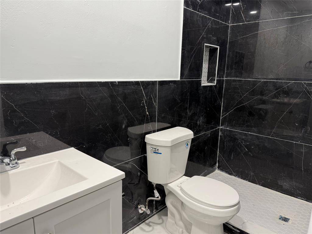 Coral Springs, FL 33065,Address not disclosed