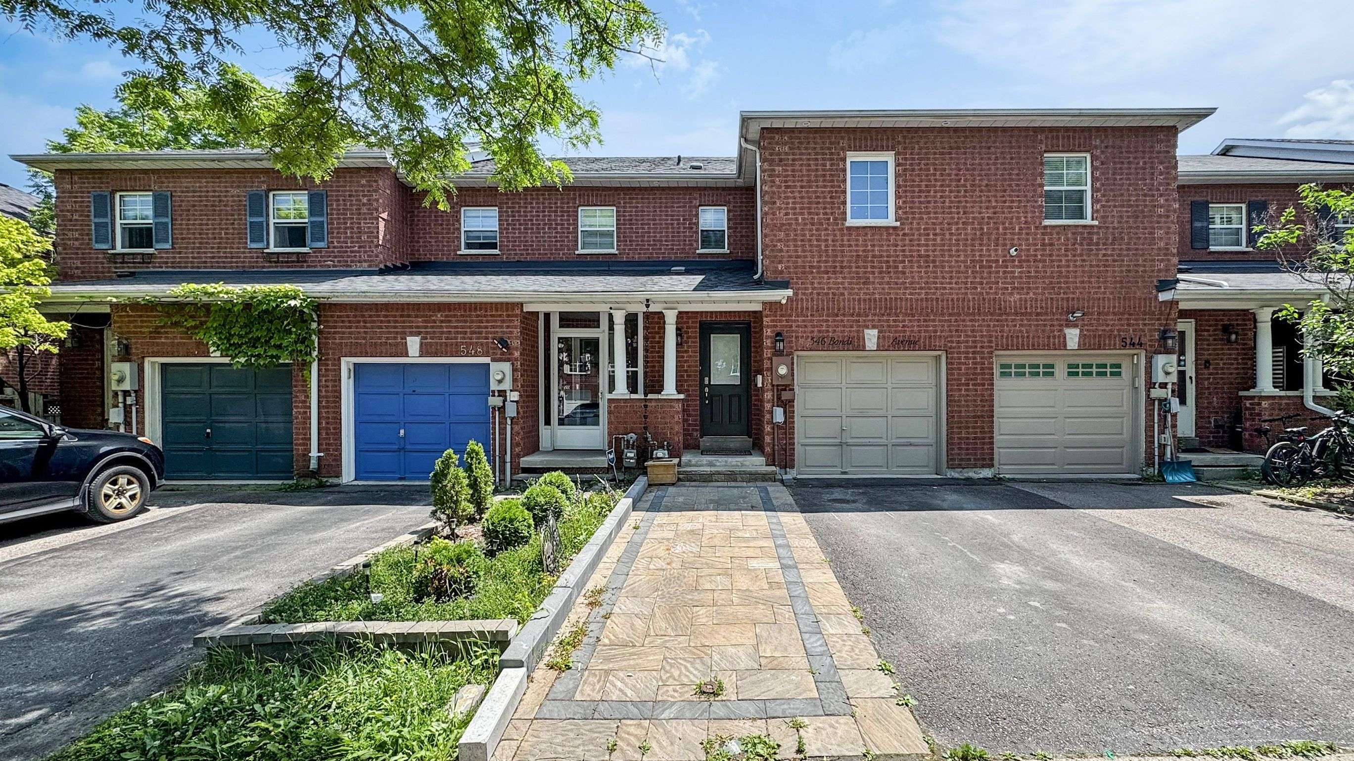 546 Bondi AVE, Newmarket, ON L3Y 8R5