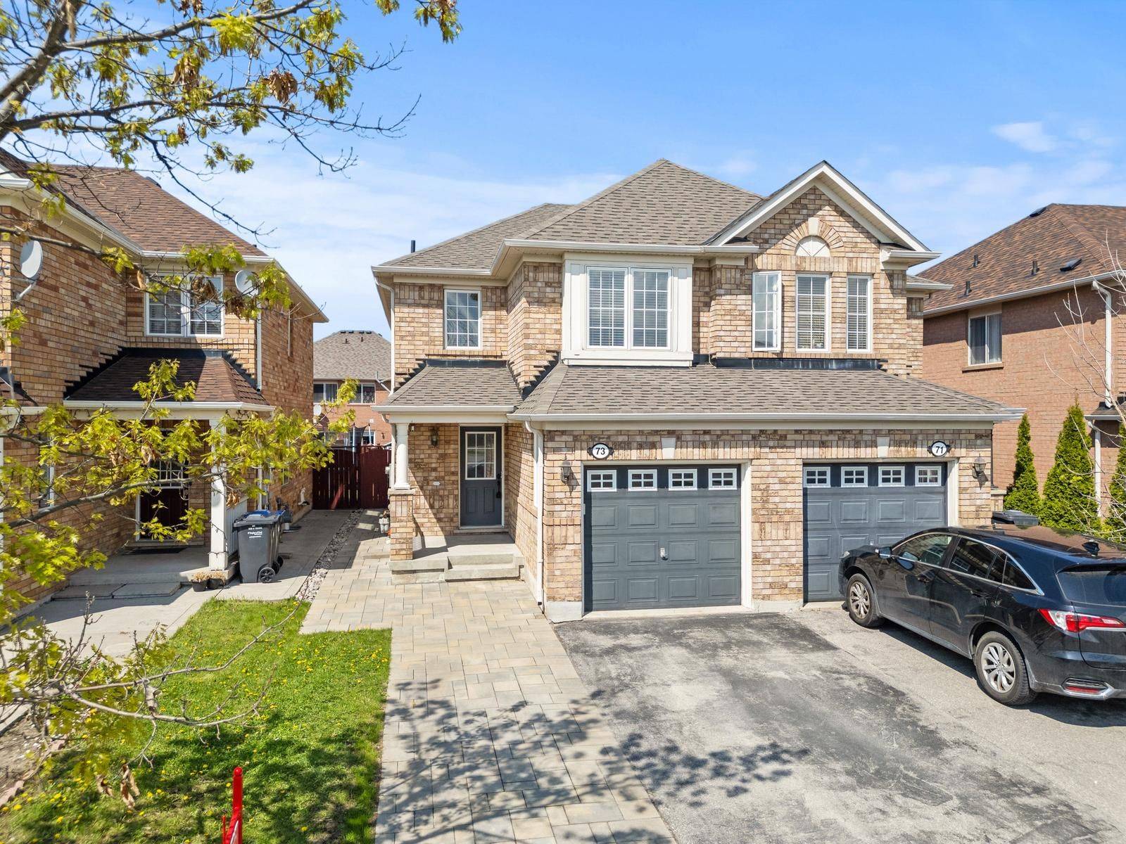 73 Eastway ST, Brampton, ON L6S 0A4