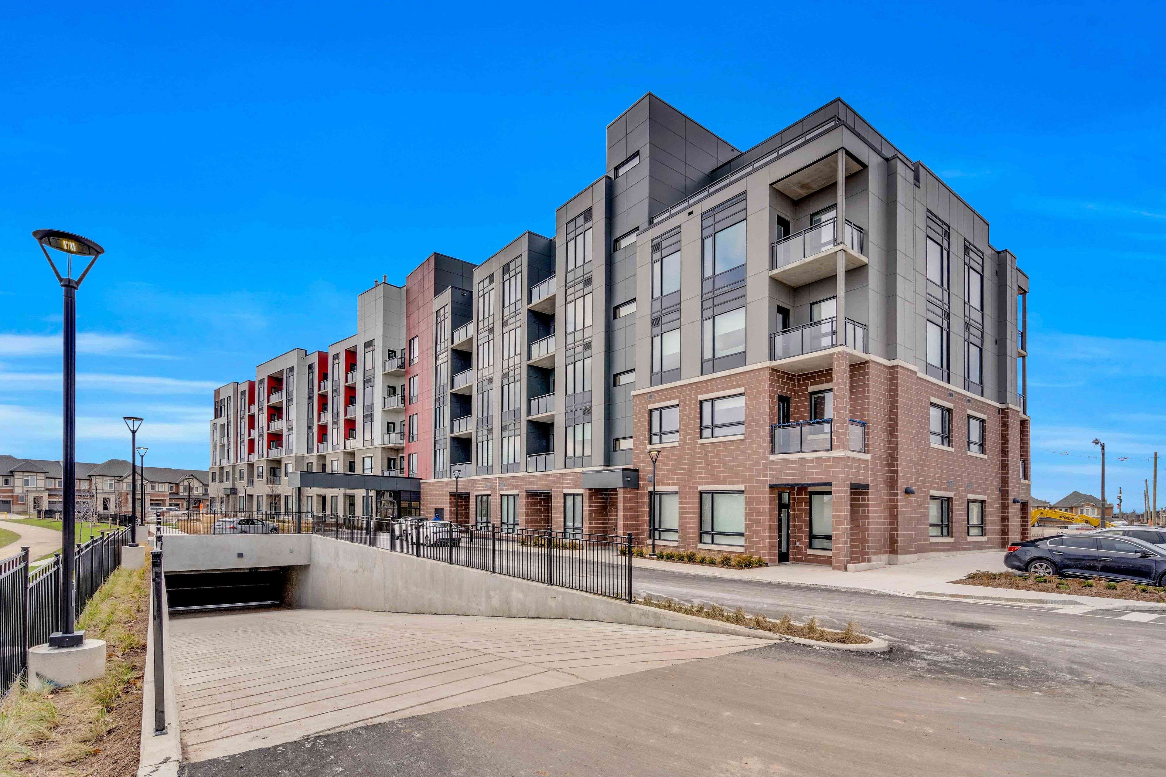 Oakville, ON L6M 0W6,3265 Carding Mill TRL #224
