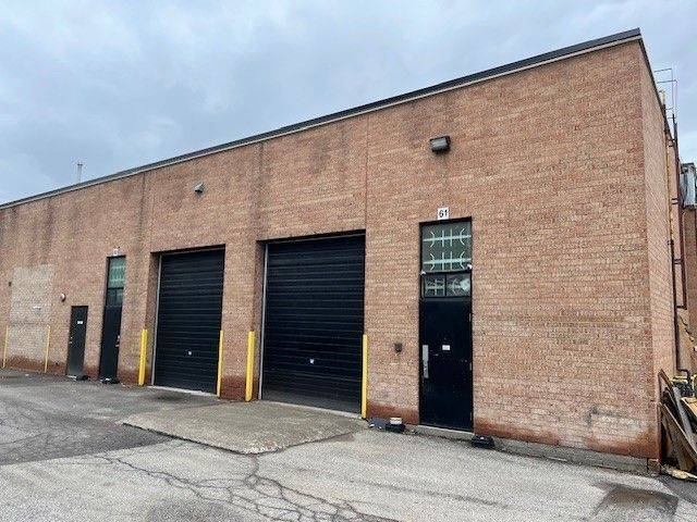 Toronto W04, ON M6B 4J3,2700 Dufferin ST #61