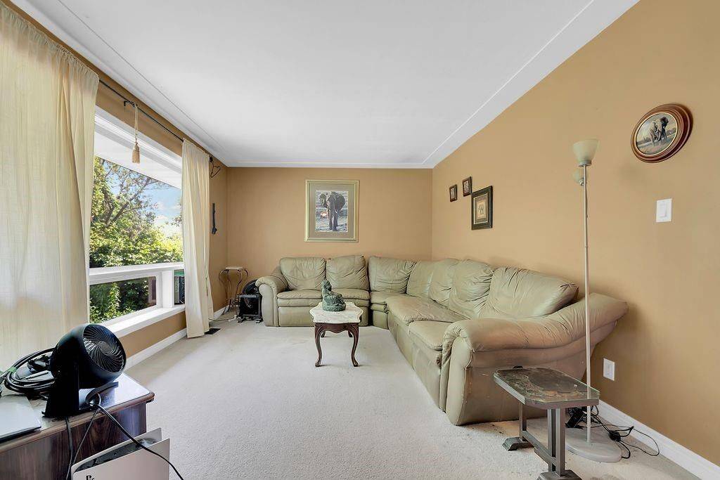 Hamilton, ON L8T 2H1,39 Grandfield ST