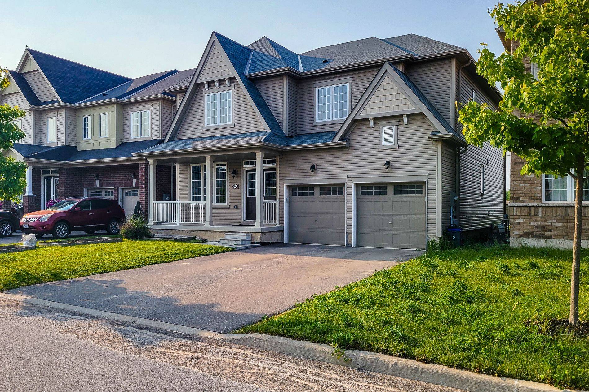 Thorold, ON L3B 5N5,24 Esther CRES
