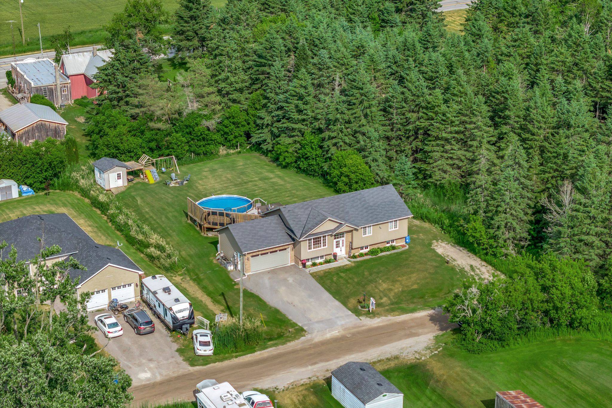 Kawartha Lakes, ON K0M 2T0,2 King ST