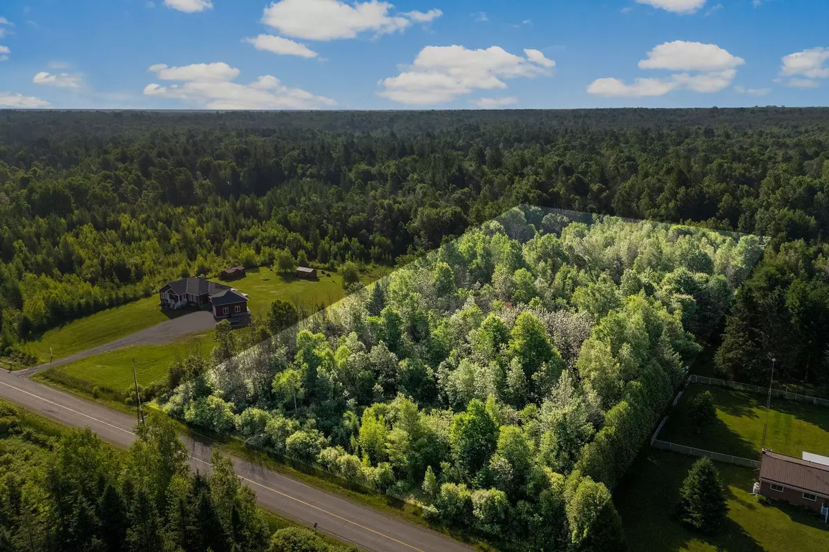 Augusta, ON K0E 1T0,00 Skakum RD