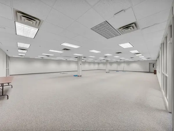 3000 TEMPLE Drive #200-B, Windsor, ON N8W 5J6