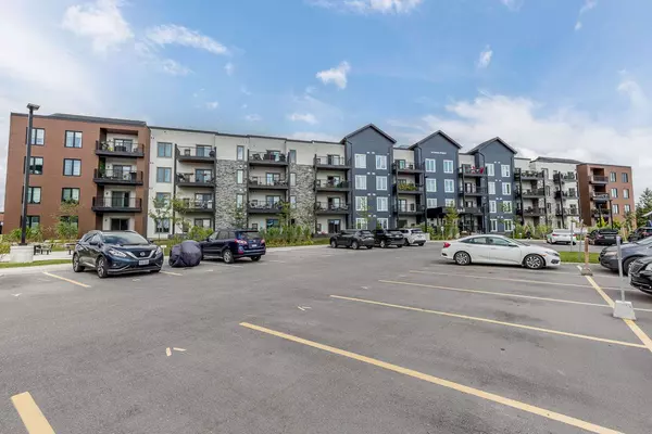 54 Koda ST #412, Barrie, ON L9J 0J6