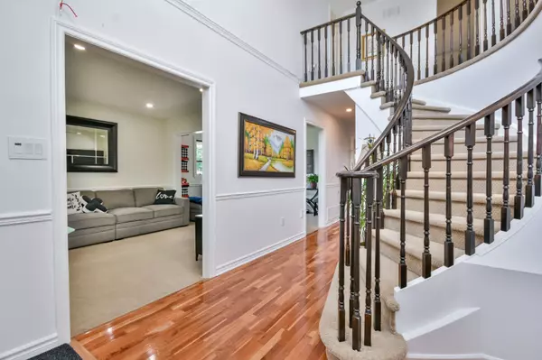 Barrie, ON L4M 6T5,466 St Vincent ST