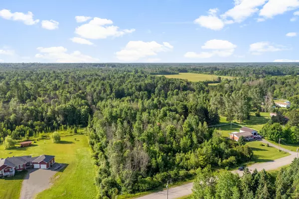 Augusta, ON K0E 1T0,00 Skakum RD