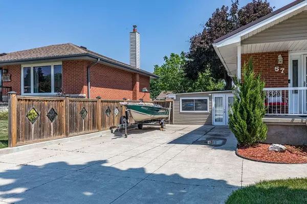 Hamilton, ON L8T 2J8,57 Burfield AVE