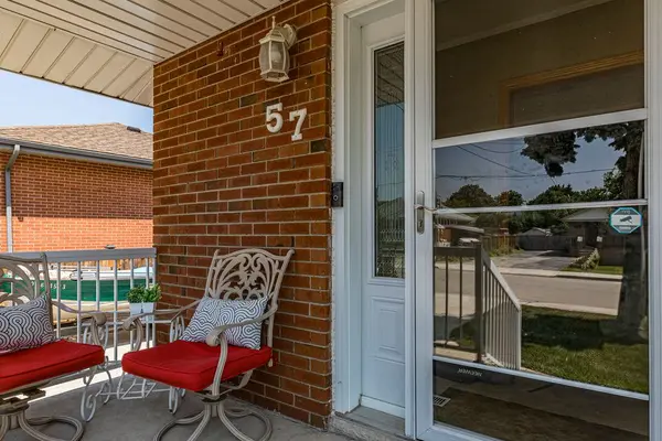 Hamilton, ON L8T 2J8,57 Burfield AVE