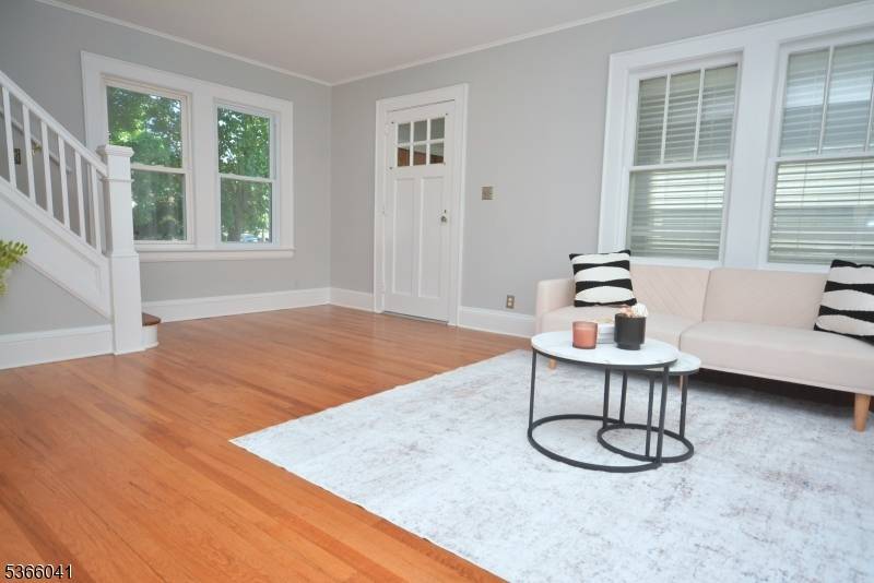 Cranford Twp., NJ 07016,41 Stratford Ter