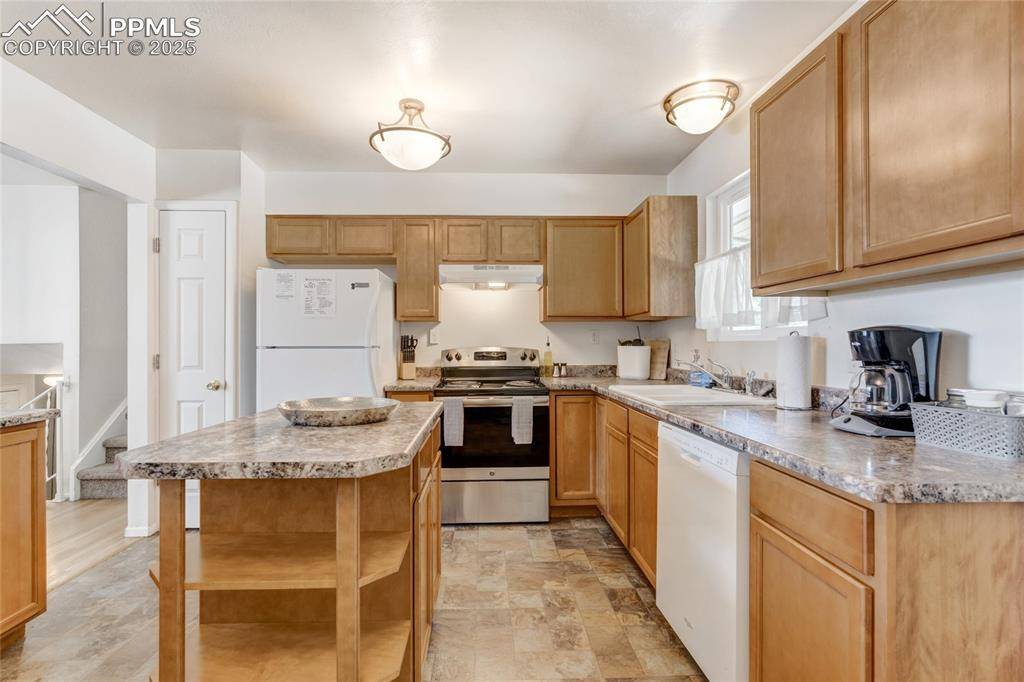 Colorado Springs, CO 80918,3622 Anemone CIR