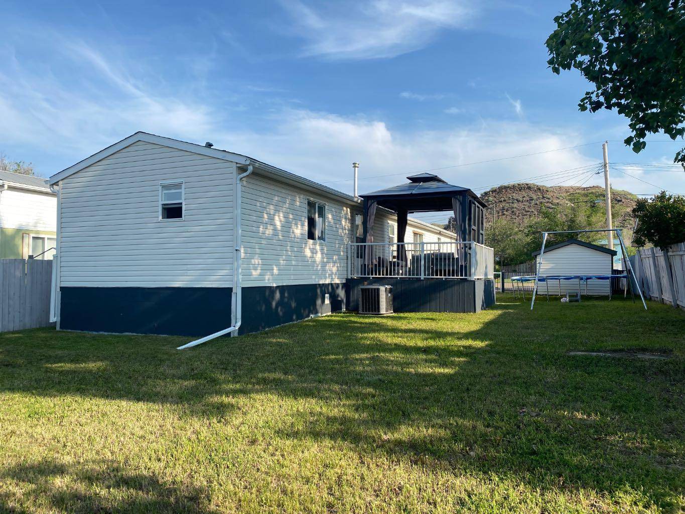 Drumheller, AB T0J0Y2,1620 4 Ave SW