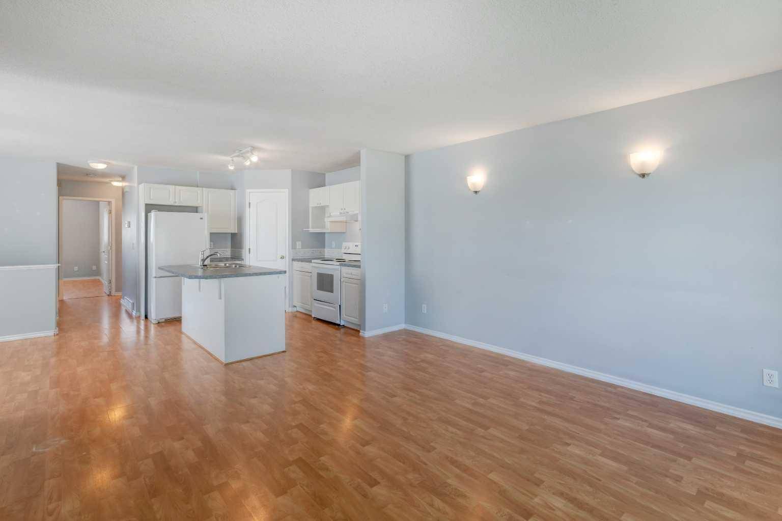 Calgary, AB T1Y7C9,7277 Laguna WAY Northeast