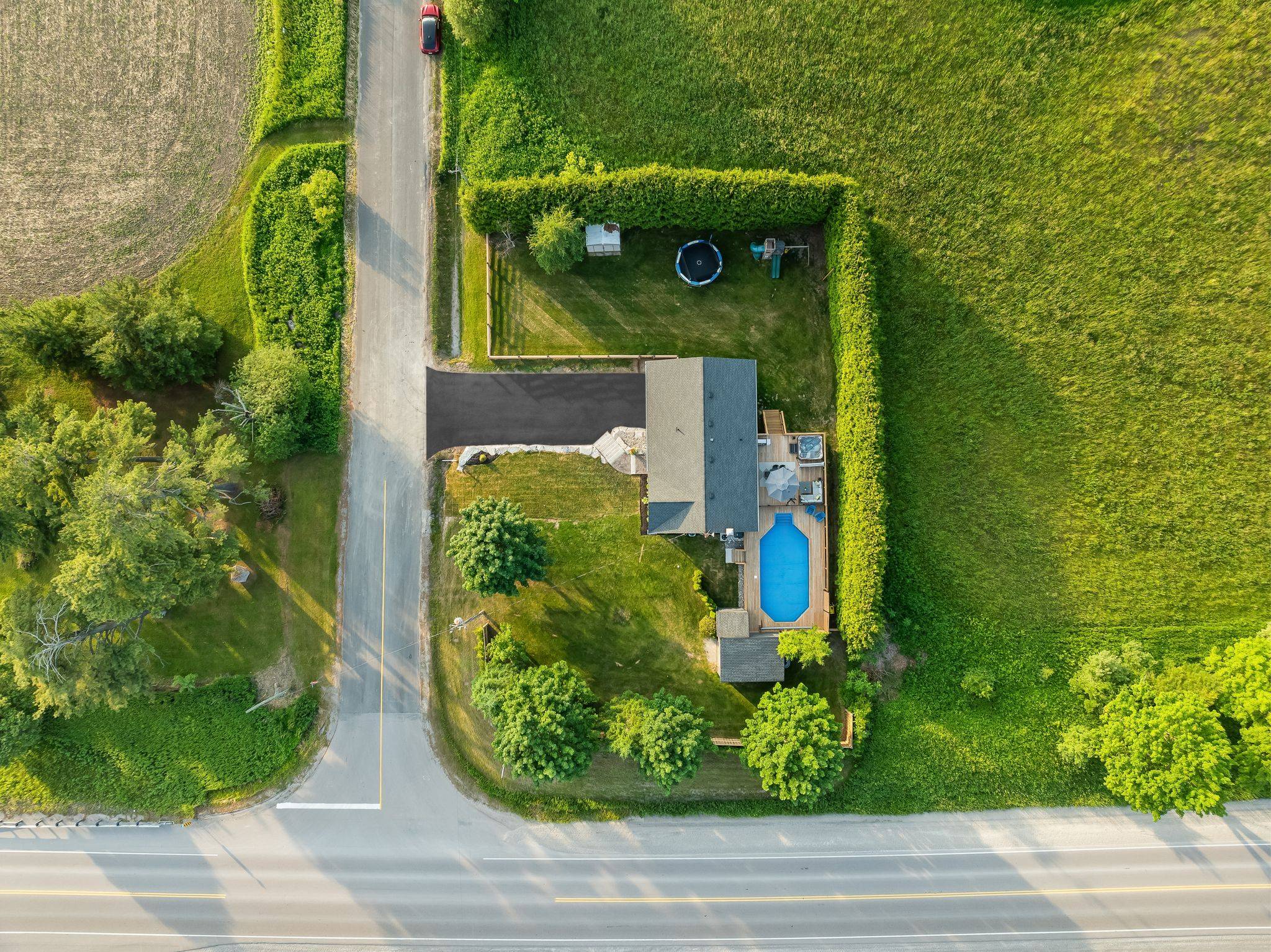 Clarington, ON L1C 6V5,9003 Longsault RD