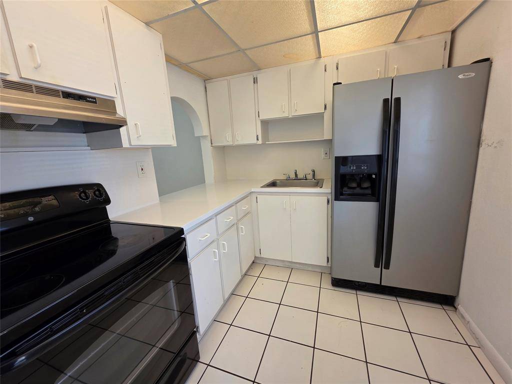Miami, FL 33169,505 NW 177th St #104