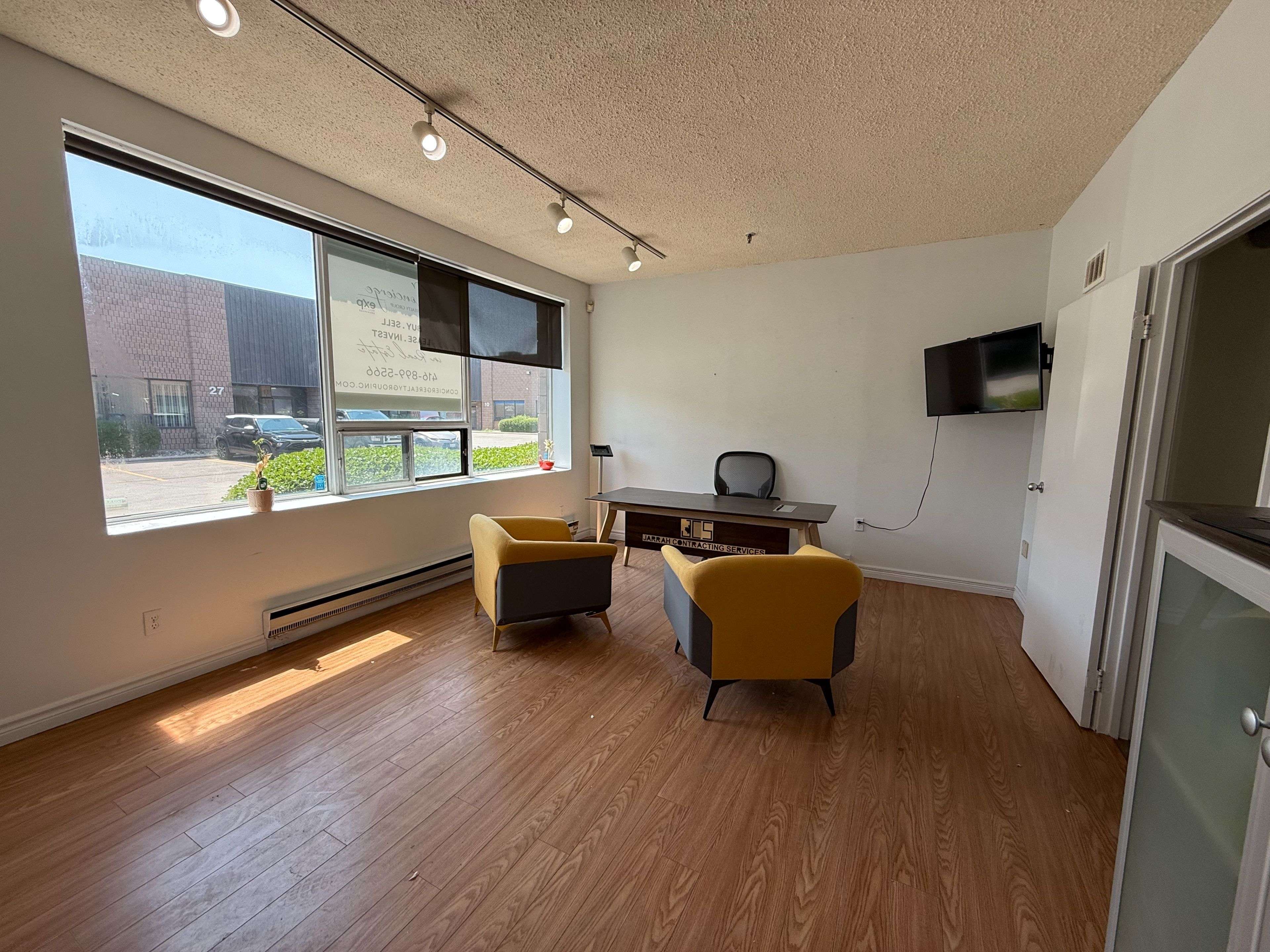Newmarket, ON L3Y 8Y4,1225 Gorham ST #19