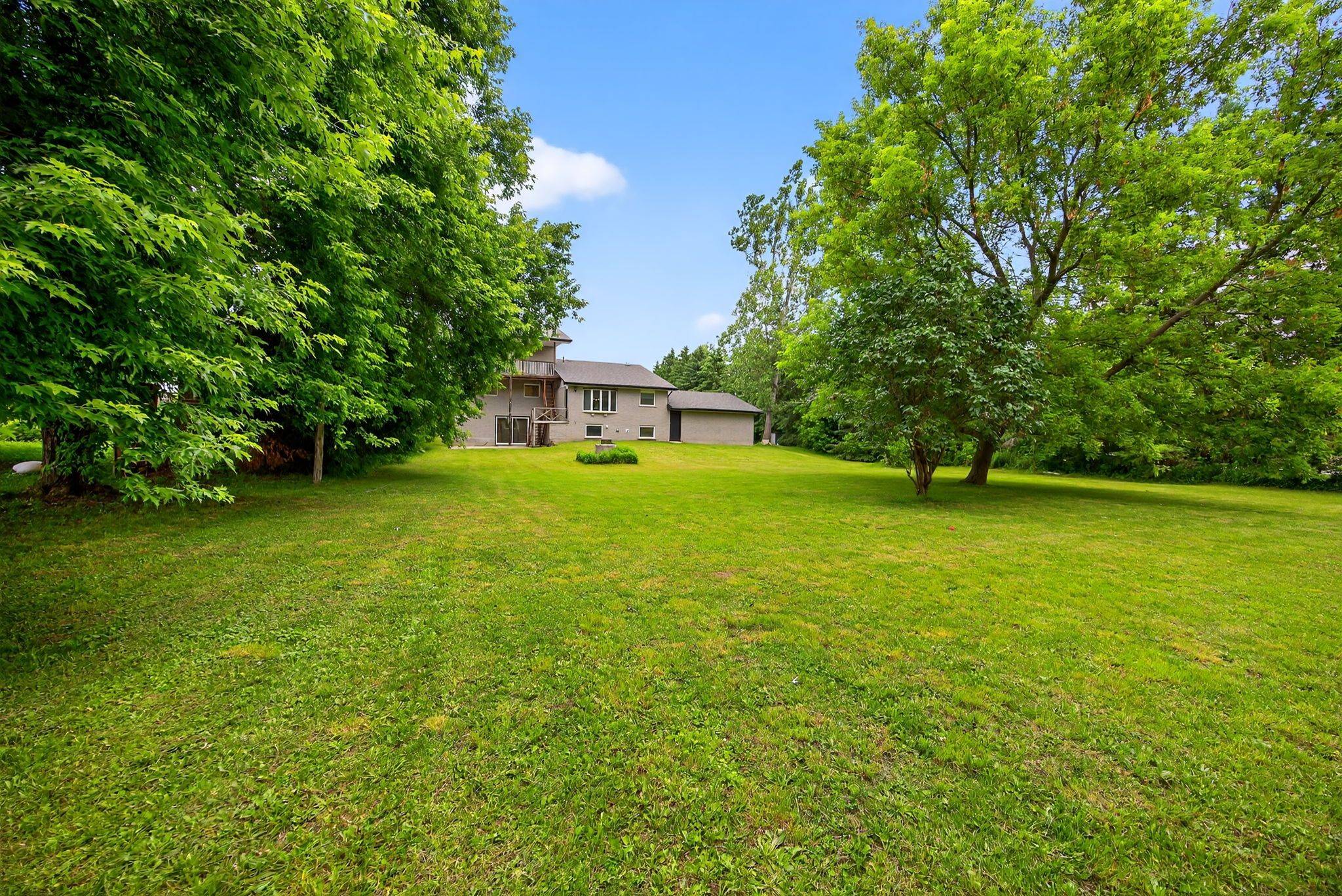 Clearview, ON L0M 1G0,79 Caroline ST W