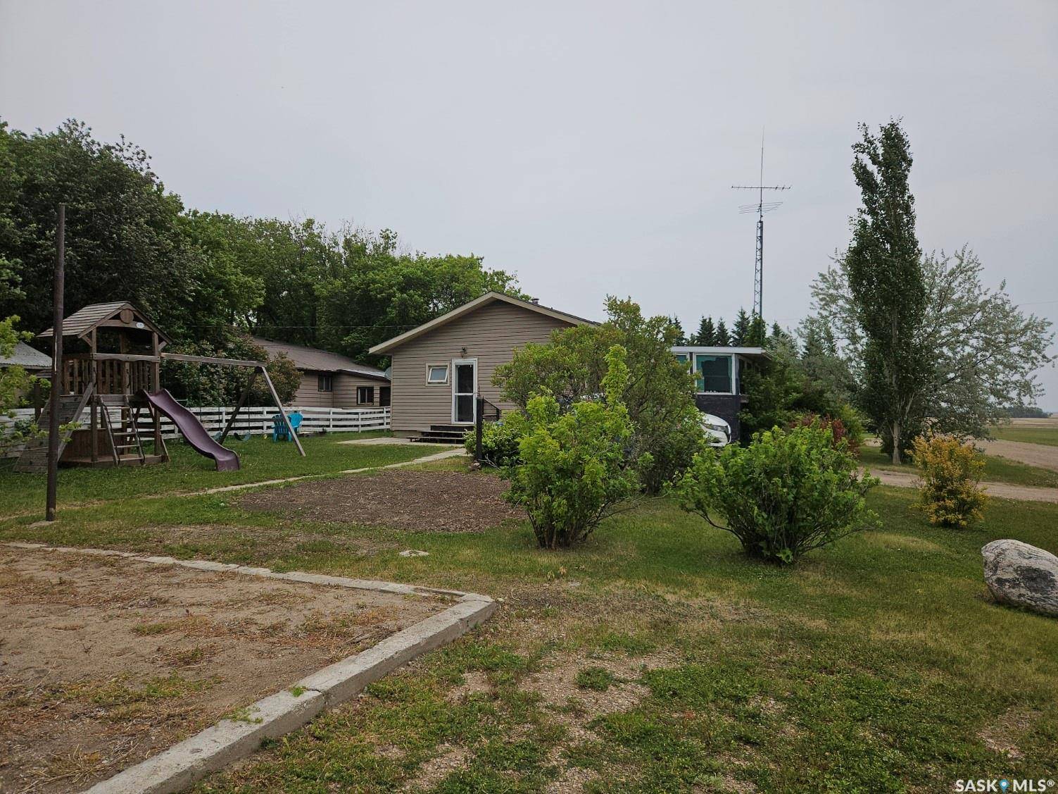 208 1st STREET S, Pilger, SK S0K 3G0