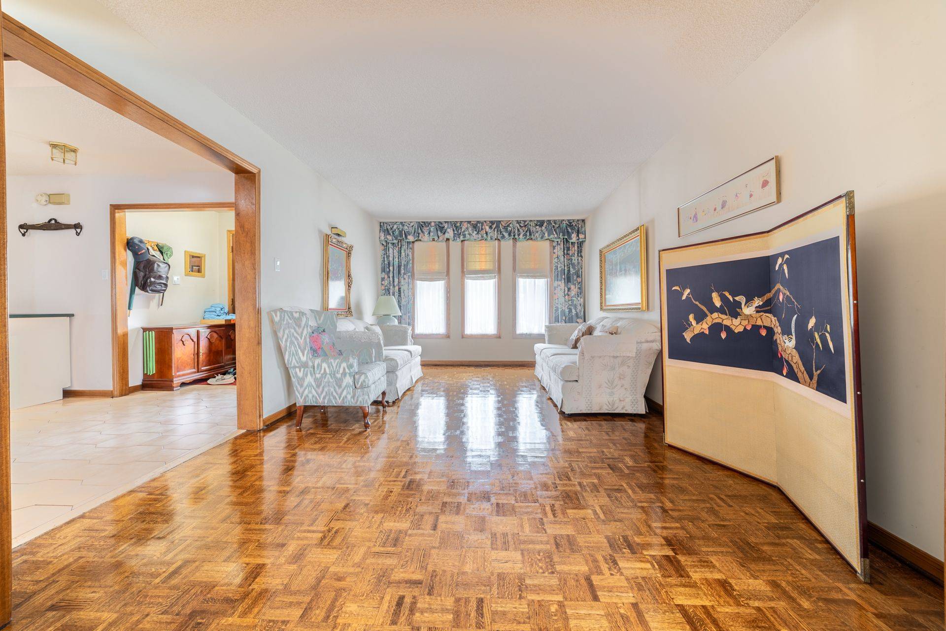 Mississauga, ON L4W 4R4,4257 Starlight CRES