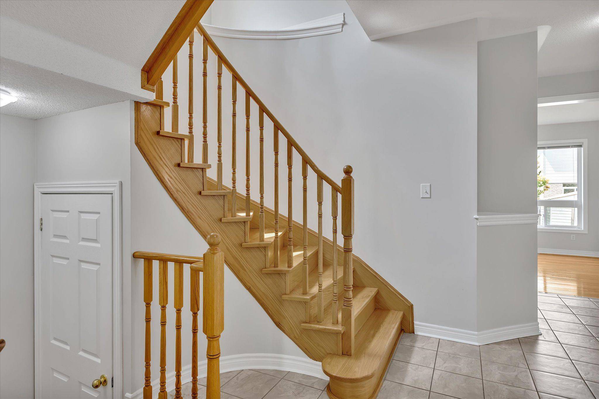 Peterborough East, ON K9H 0B7,1403 Mcauliffe LN