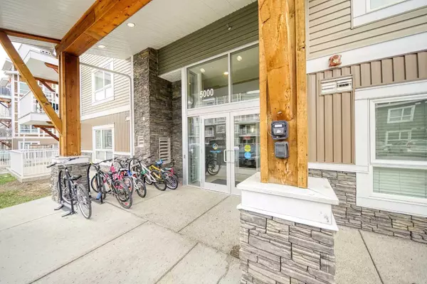 Calgary, AB T3N 0P5,302 Skyview Ranch DR NE #5205