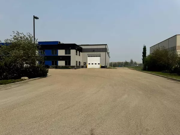 Rural Red Deer County, AB T4E 0A1,178 Clearview DR