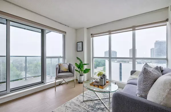 Toronto E09, ON M1P 0B1,60 Town Centre CT #1209