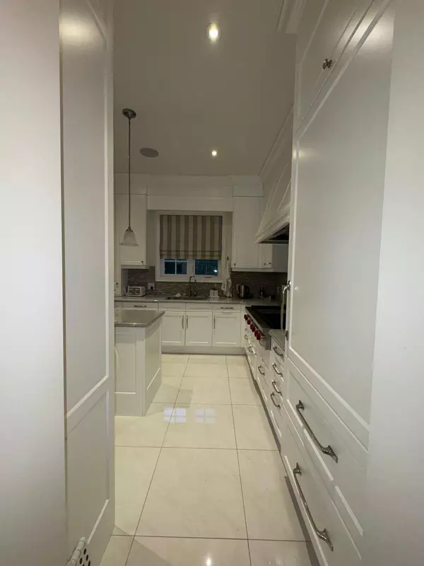 Vaughan, ON L4H 4G6,79 Annsleywood CT