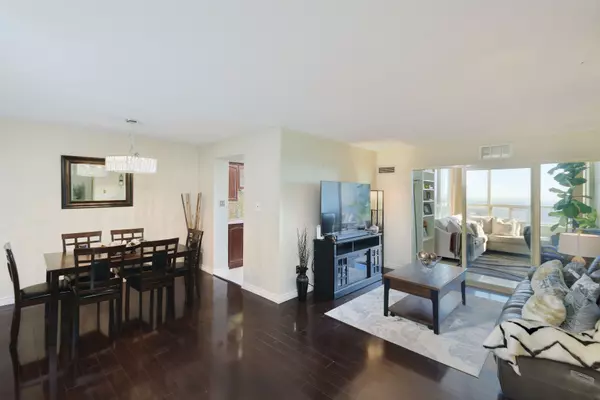 Brampton, ON L6Y 4S5,30 Malta AVE #2110