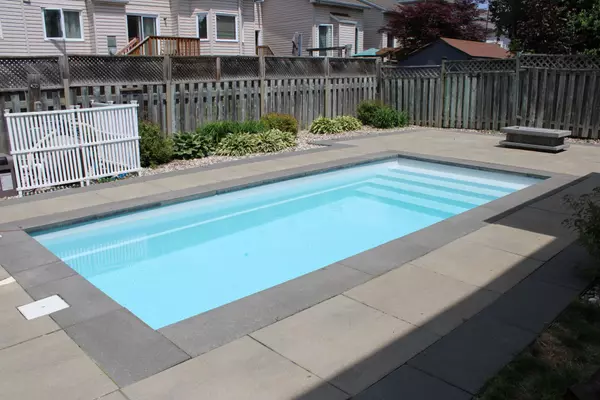 Kanata, ON K2M 2L5,47 Emerald Meadows DR